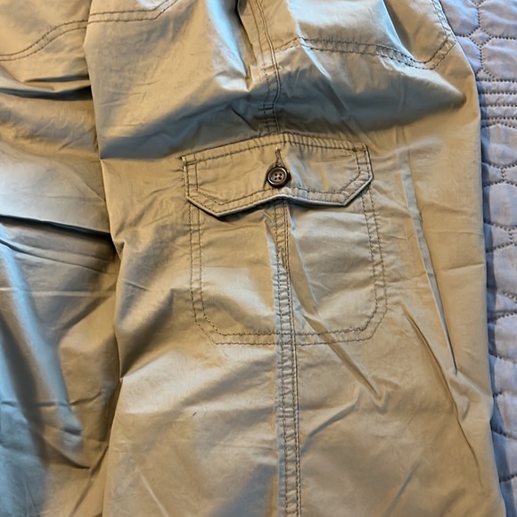 Merona Utility Mid-Waist Outback Brown Khaki Crop Capri Pants Size 10 - Picture 6 of 10